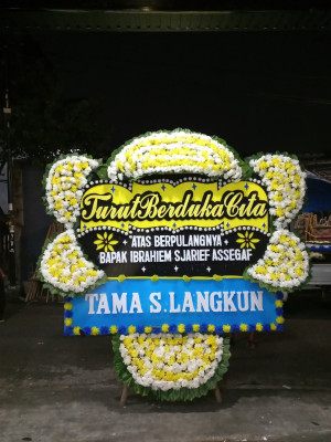 Papan Bunga Duka di Pondok Labu