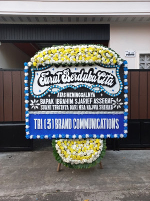 Papan Bunga Duka di Pondok Labu
